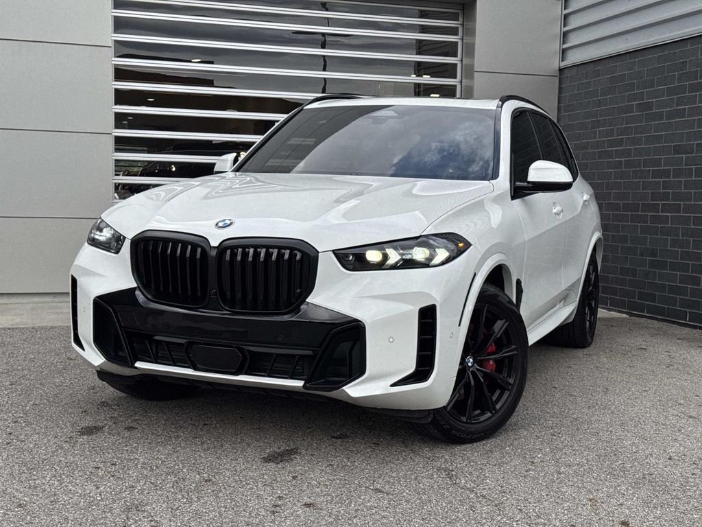 Used 2024 White BMW xDrive40i image 1
