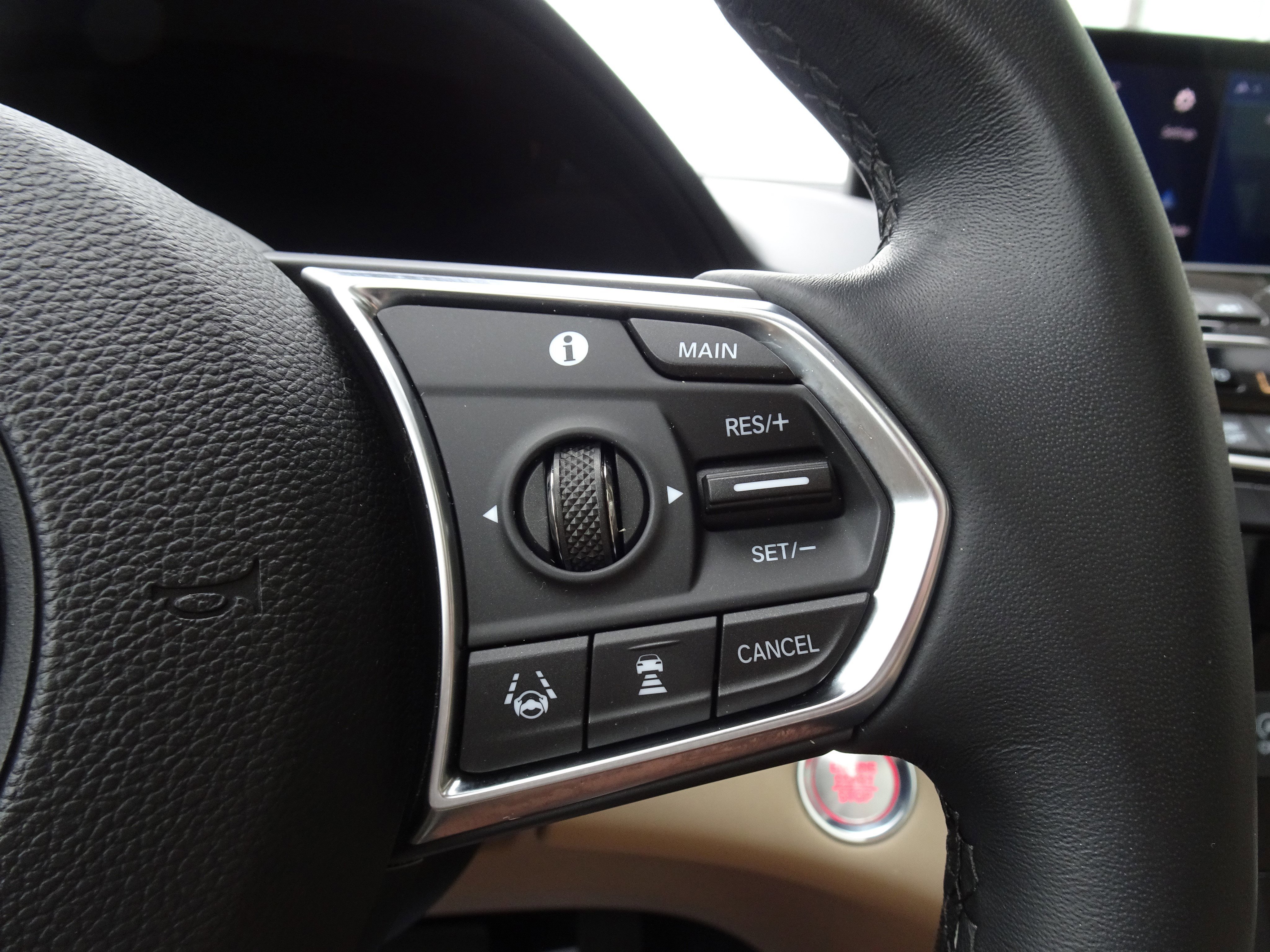 Used 2019 White Diamond Pearl Acura Base image 26