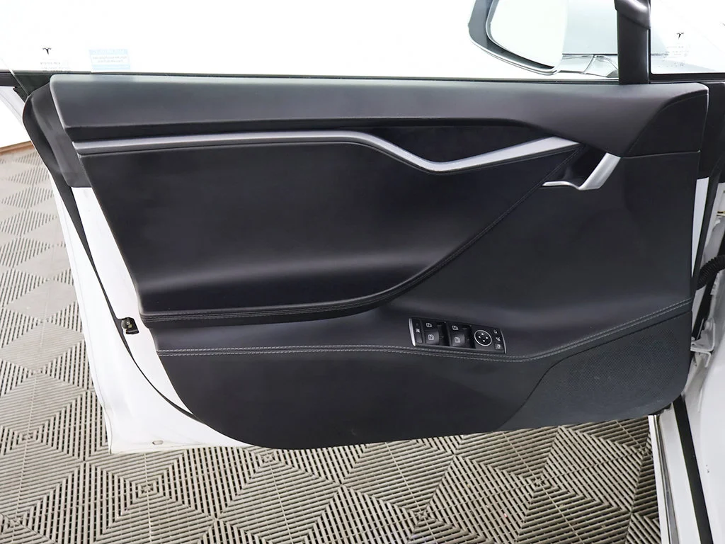 Used 2019 Pearl White Multi-Coat Tesla Performance image 22