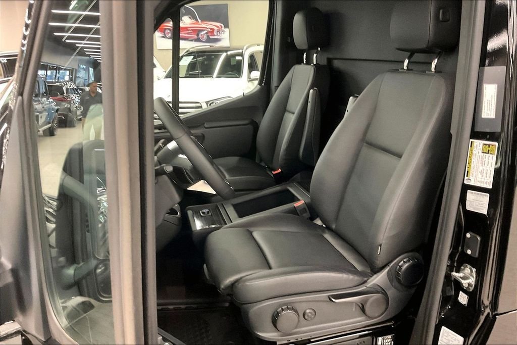 2025 Mercedes-Benz Sprinter Cargo Van Base - Photo 9