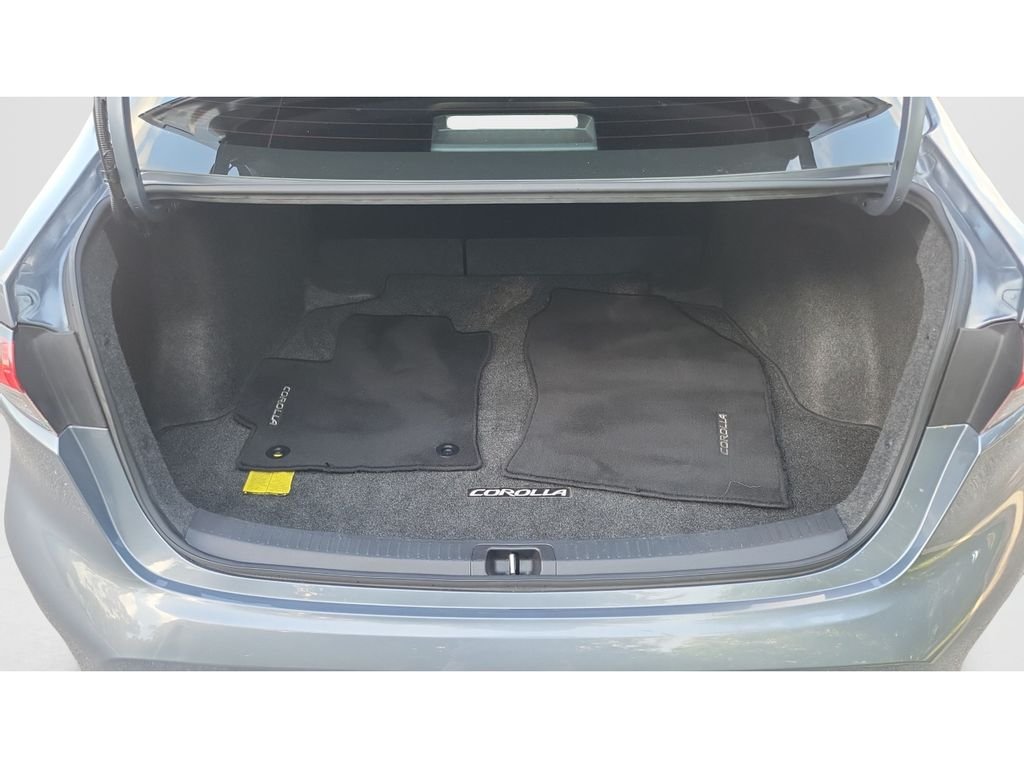 Certified Used 2025  Toyota LE image 9
