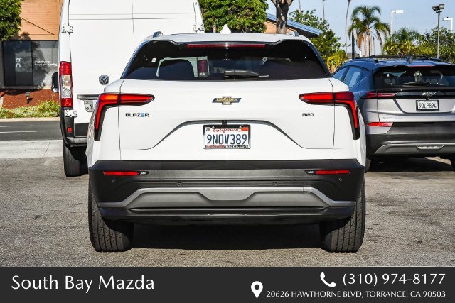 Used 2024 White Chevrolet LT image 7