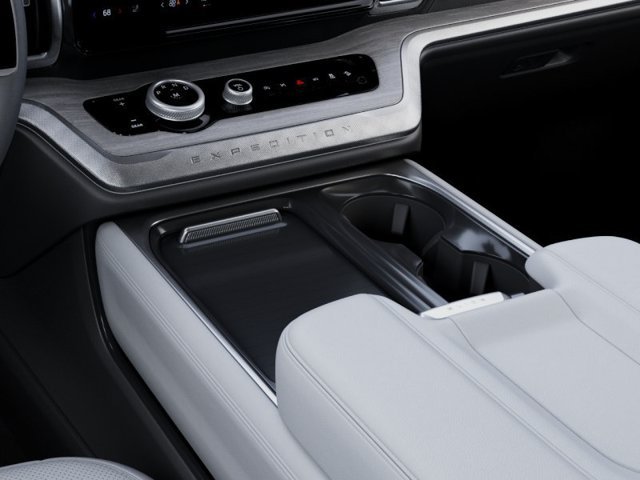 New 2027 White Ford Platinum image 15