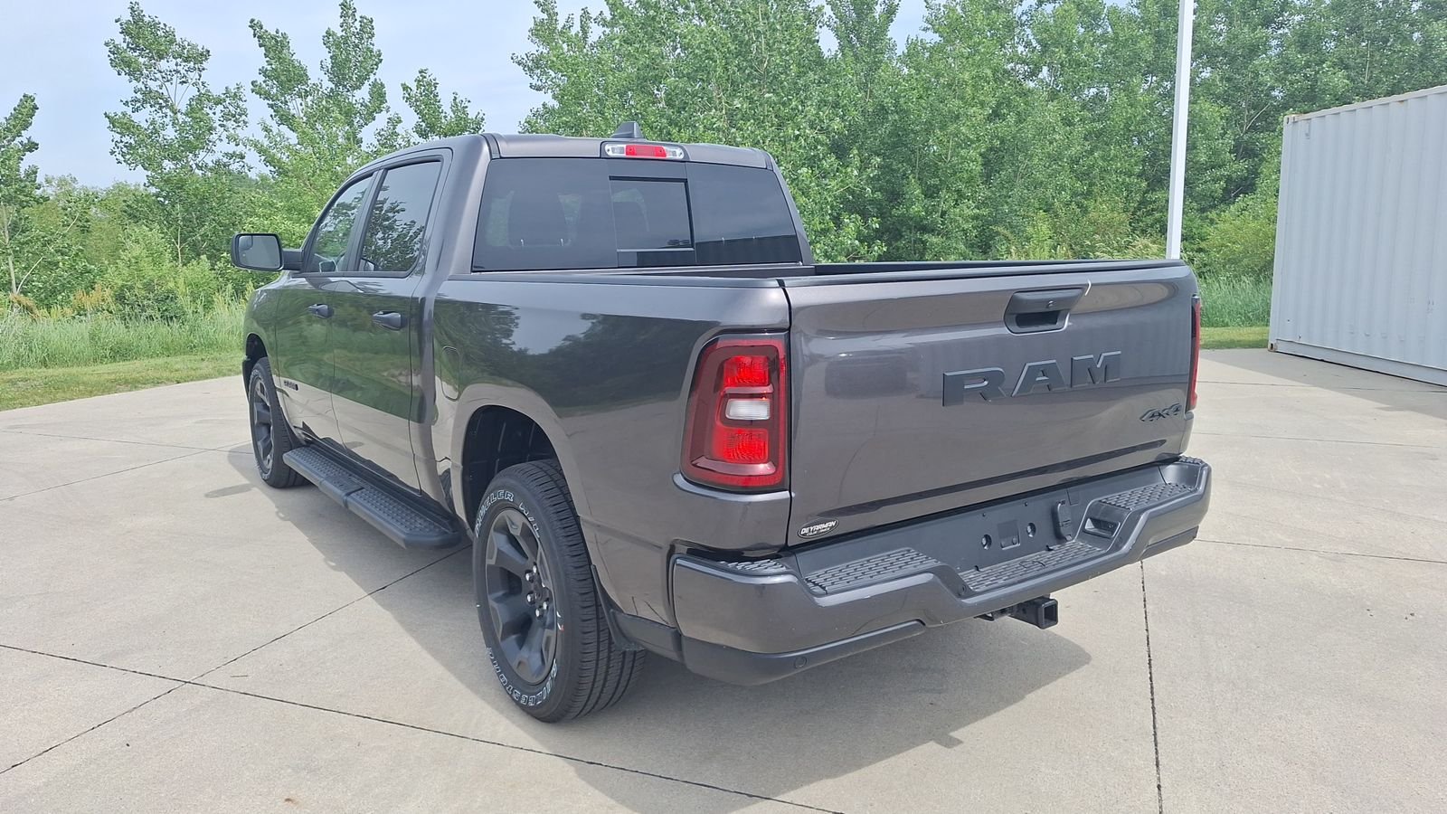 New 2026 Granite Crystal Metallic Clear-Coat Exterior Paint RAM Express image 5