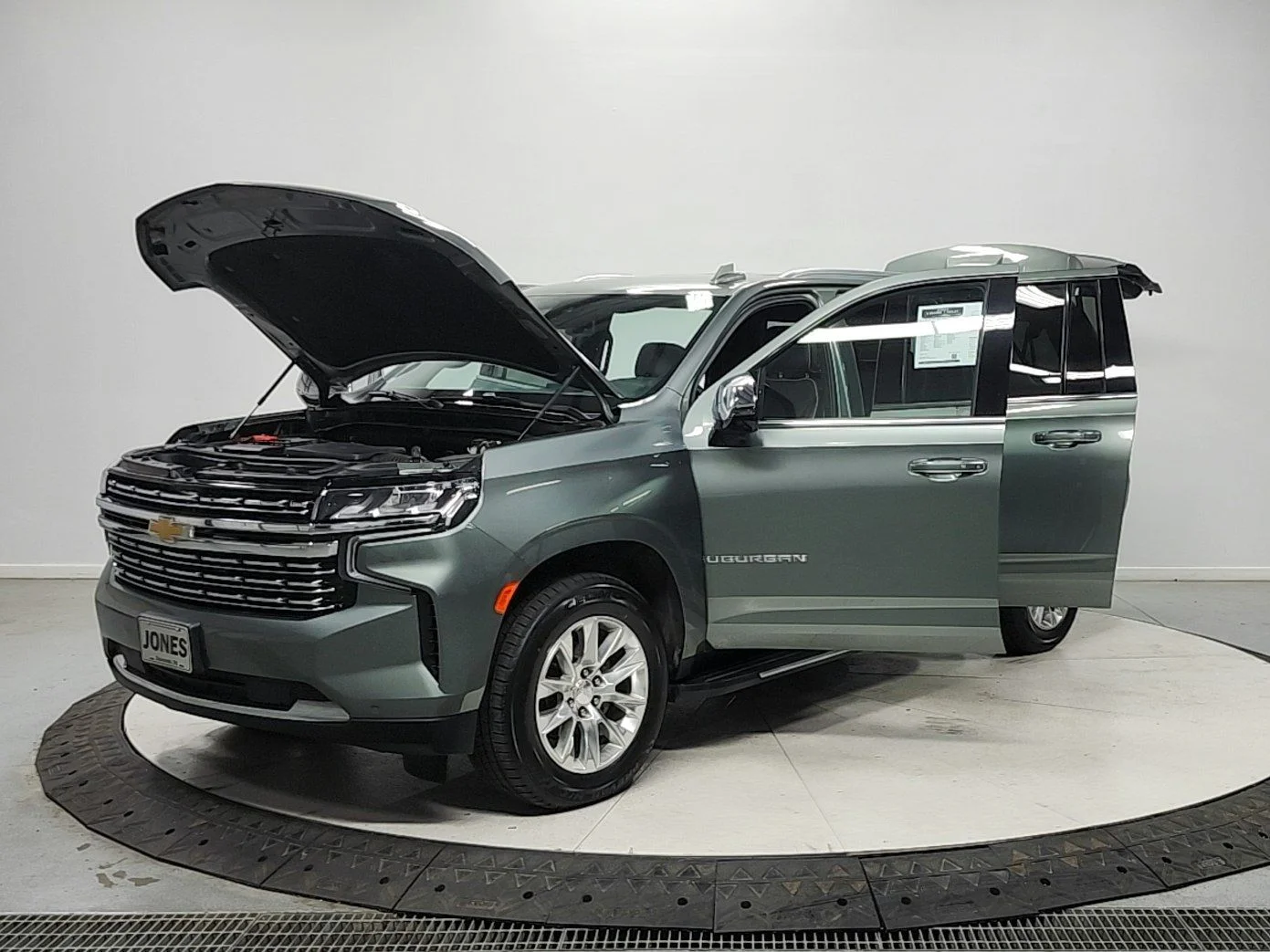 Used 2023 Silver Sage Metallic Chevrolet Premier image 11