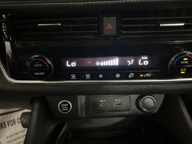 Used 2022 Silver Nissan SV image 30