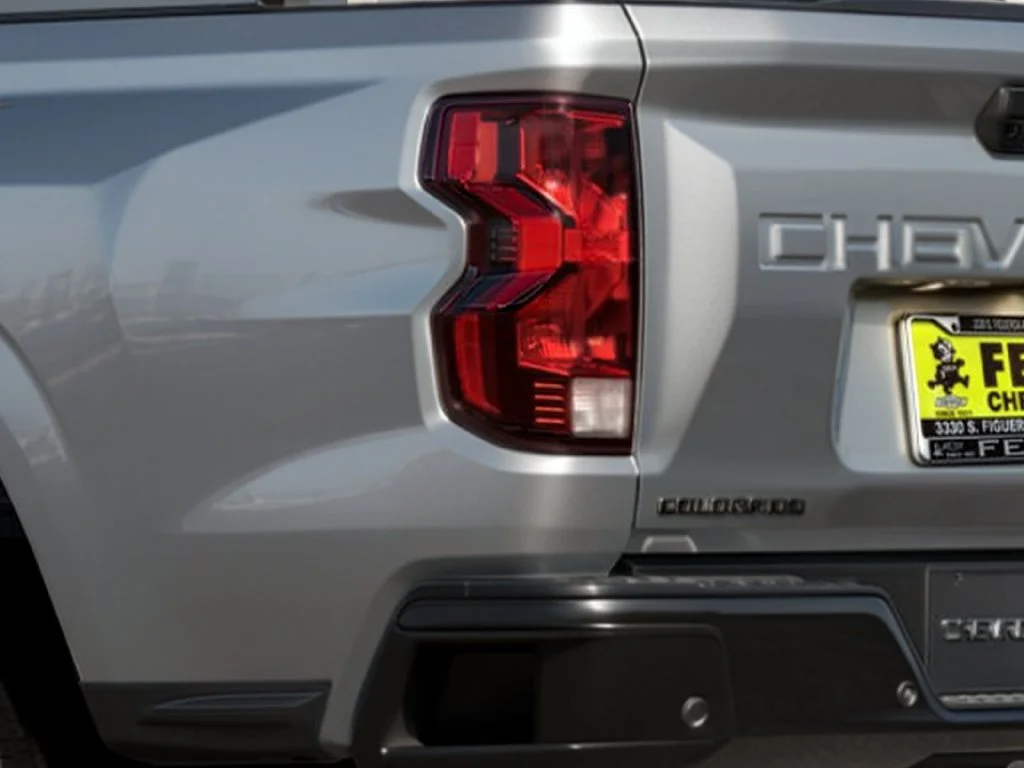 2026 Chevrolet Colorado Work Truck - Photo 8