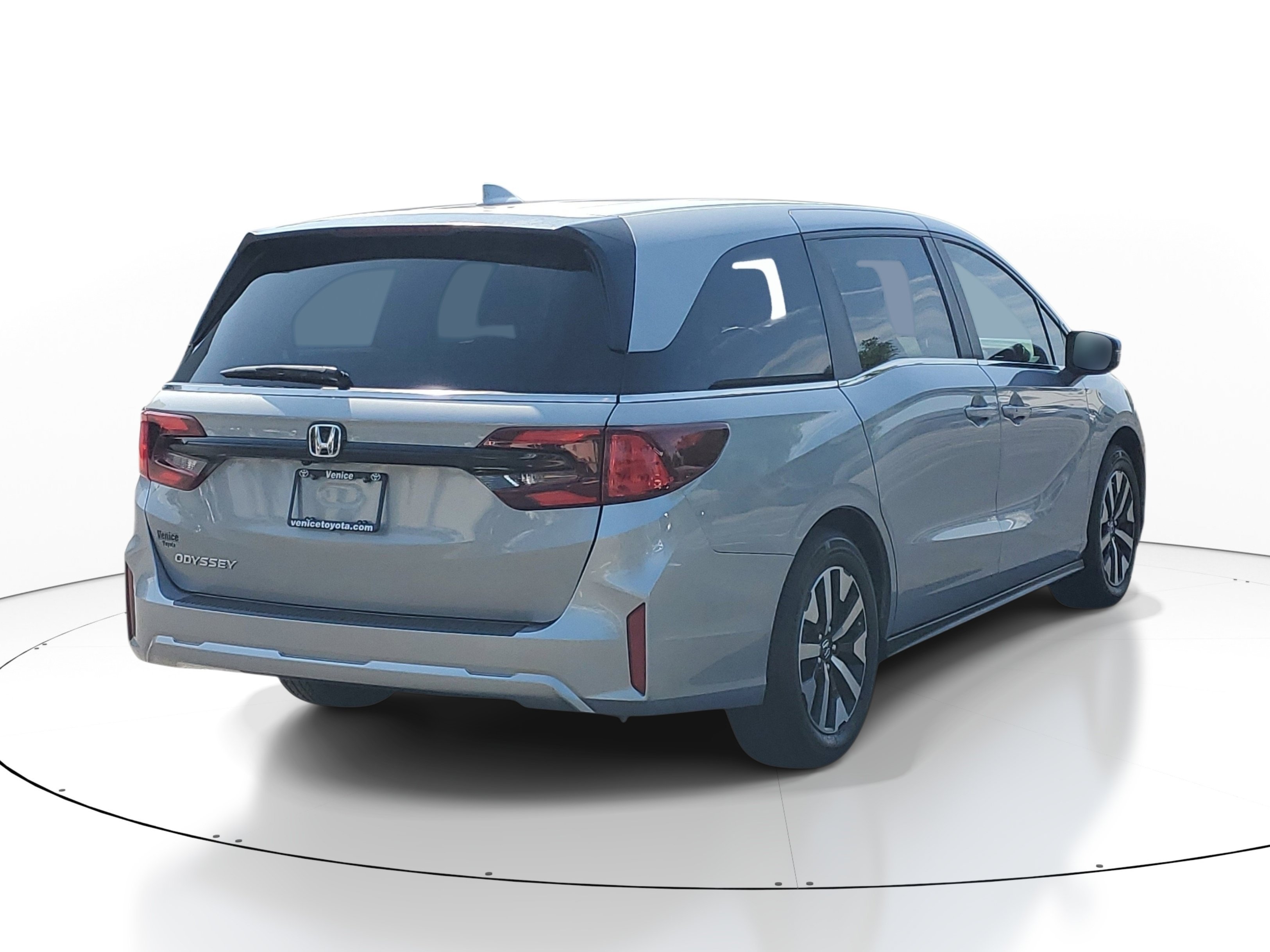 Used 2025 Silver Honda EX-L image 6