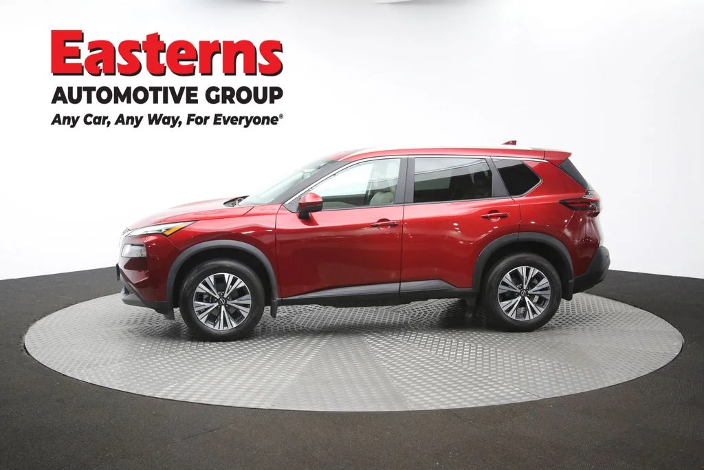 Used 2023 Red Nissan SV image 61