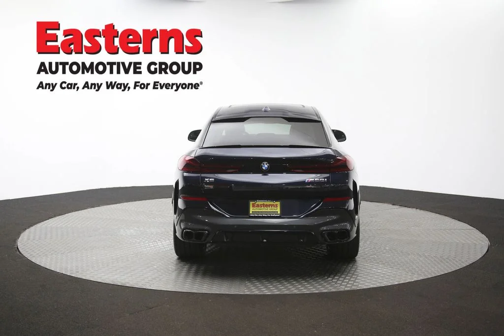 Used 2025 Black BMW M60i image 39