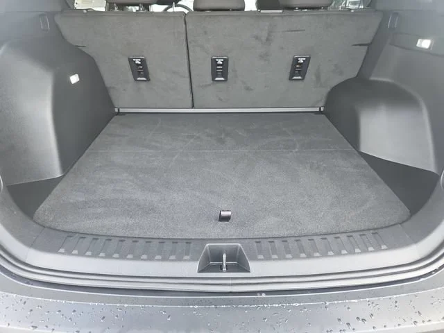 Used 2025 Sterling Gray Metallic Chevrolet LT image 23