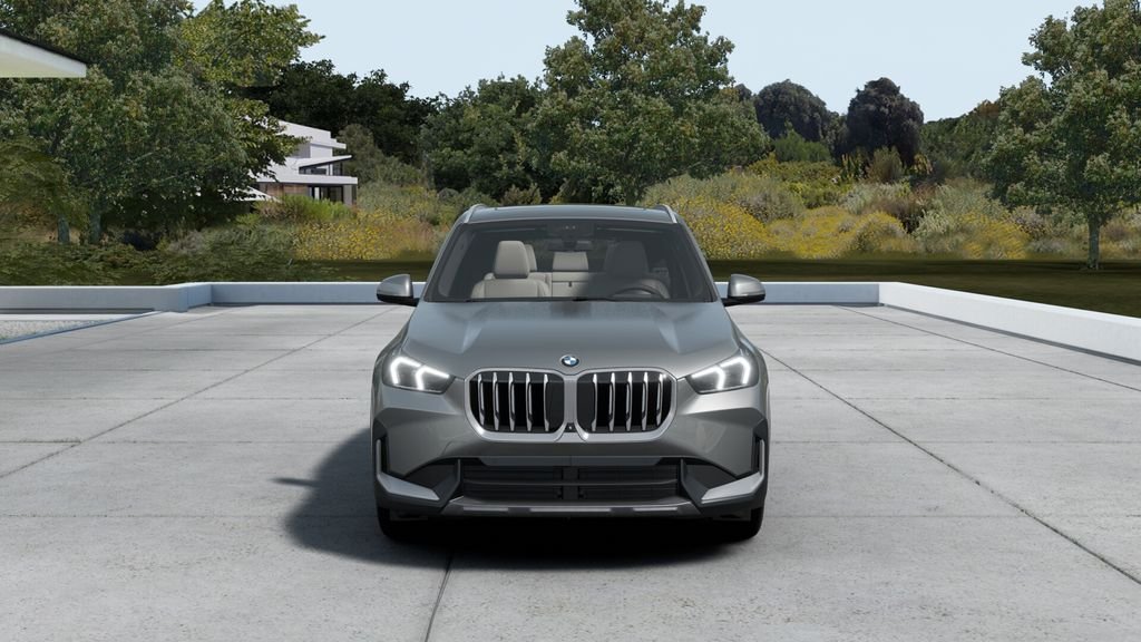 New 2026 Space Silver Metallic BMW xDrive28i image 25