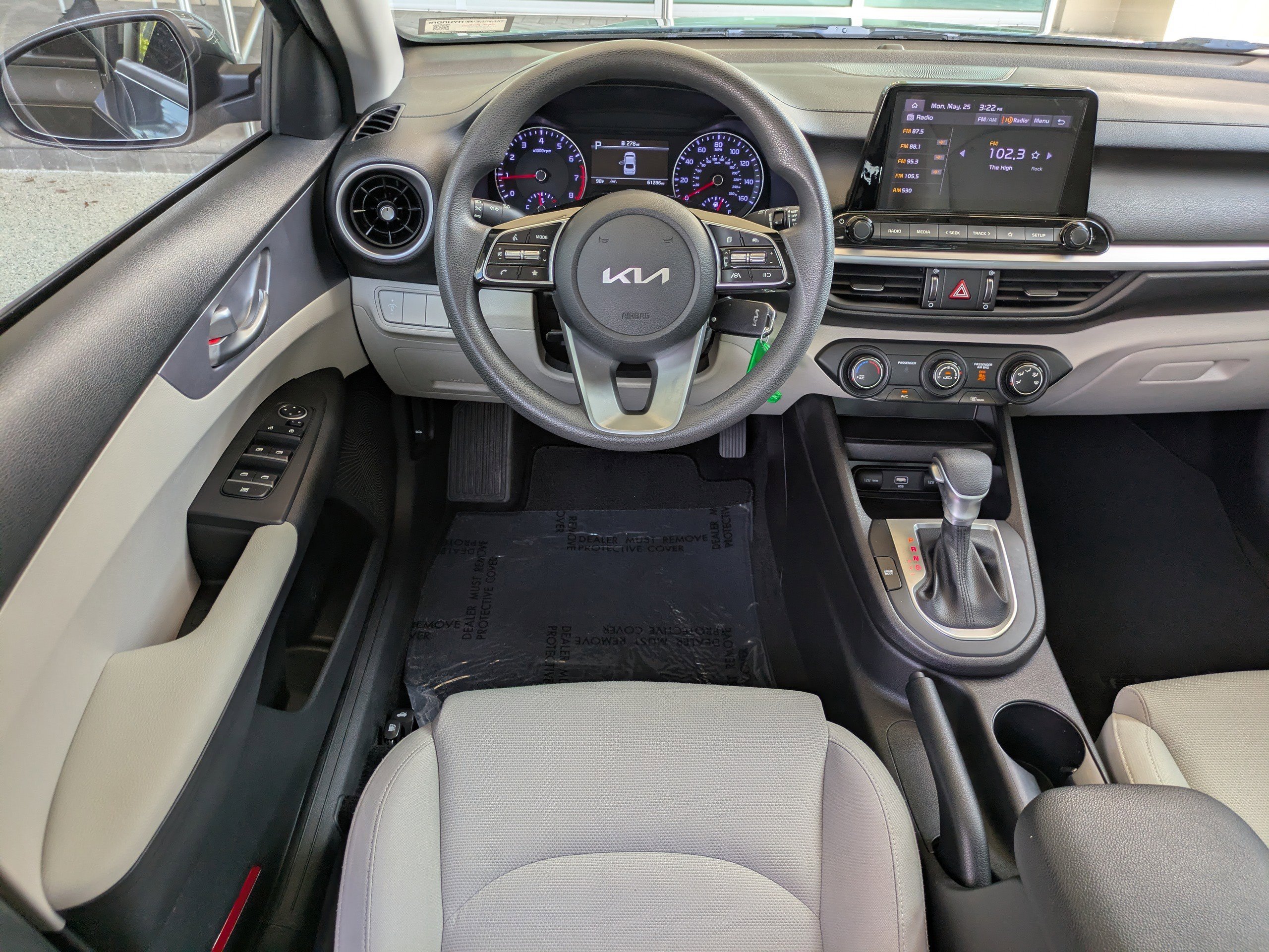 2022 Kia FORTE LXS - Photo 14