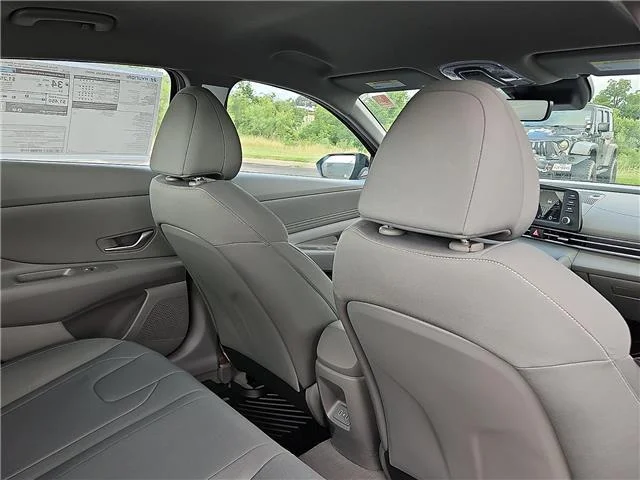 New 2026 Abyss Black Hyundai SEL Sport image 11