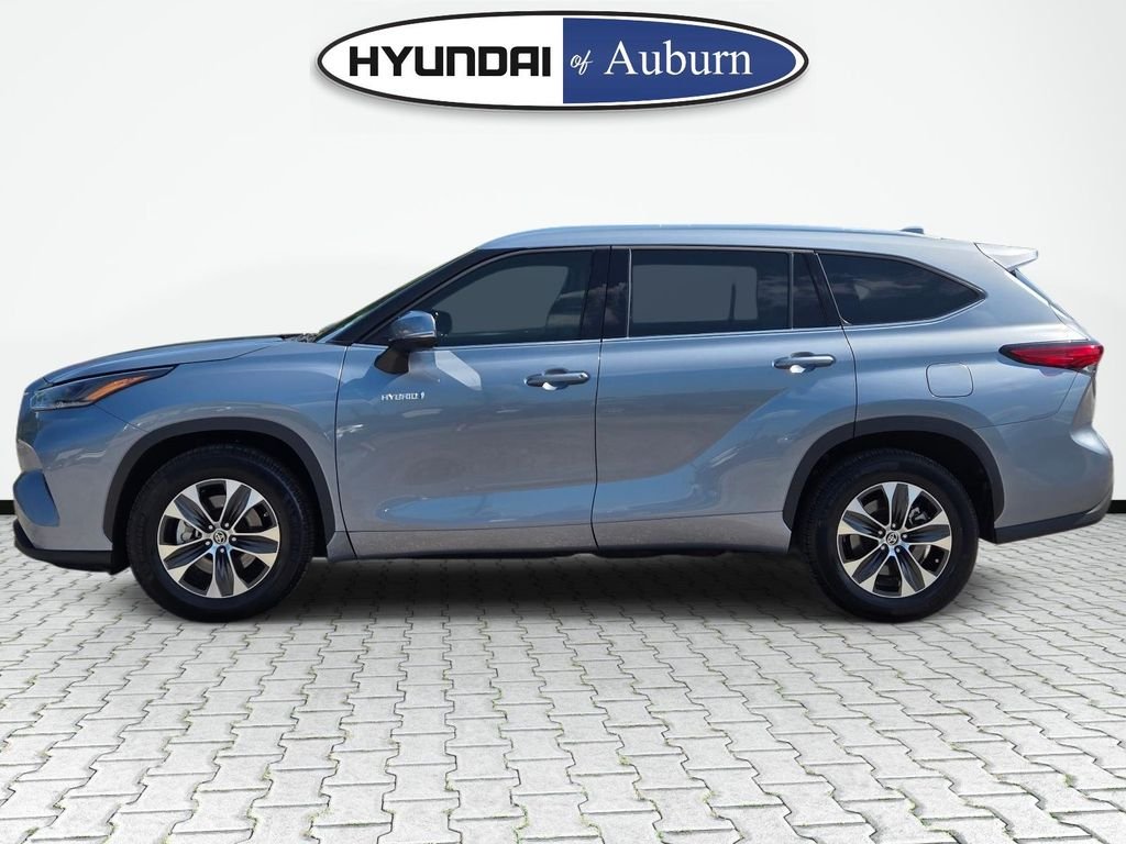 Used 2021 Blue Toyota XLE image 10