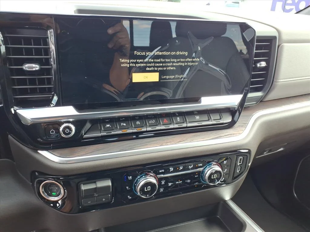 2026 GMC Sierra 1500 SLT - Photo 17