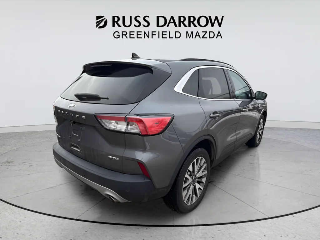 Used 2022  Ford Titanium image 5