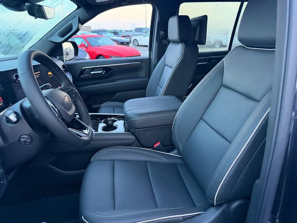 New 2026 Dark Ash Metallic Chevrolet Premier image 10