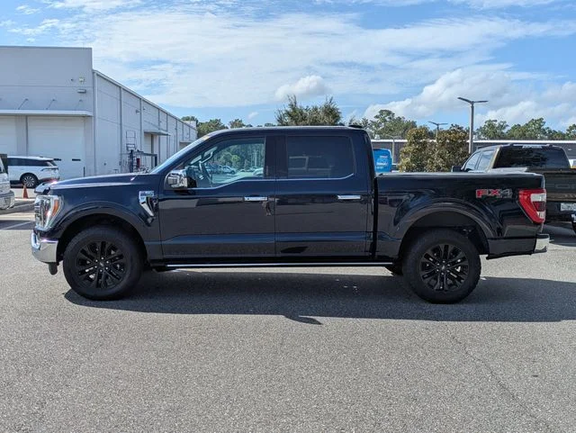 Used 2022 Antimatter Blue Metallic Ford King Ranch image 6