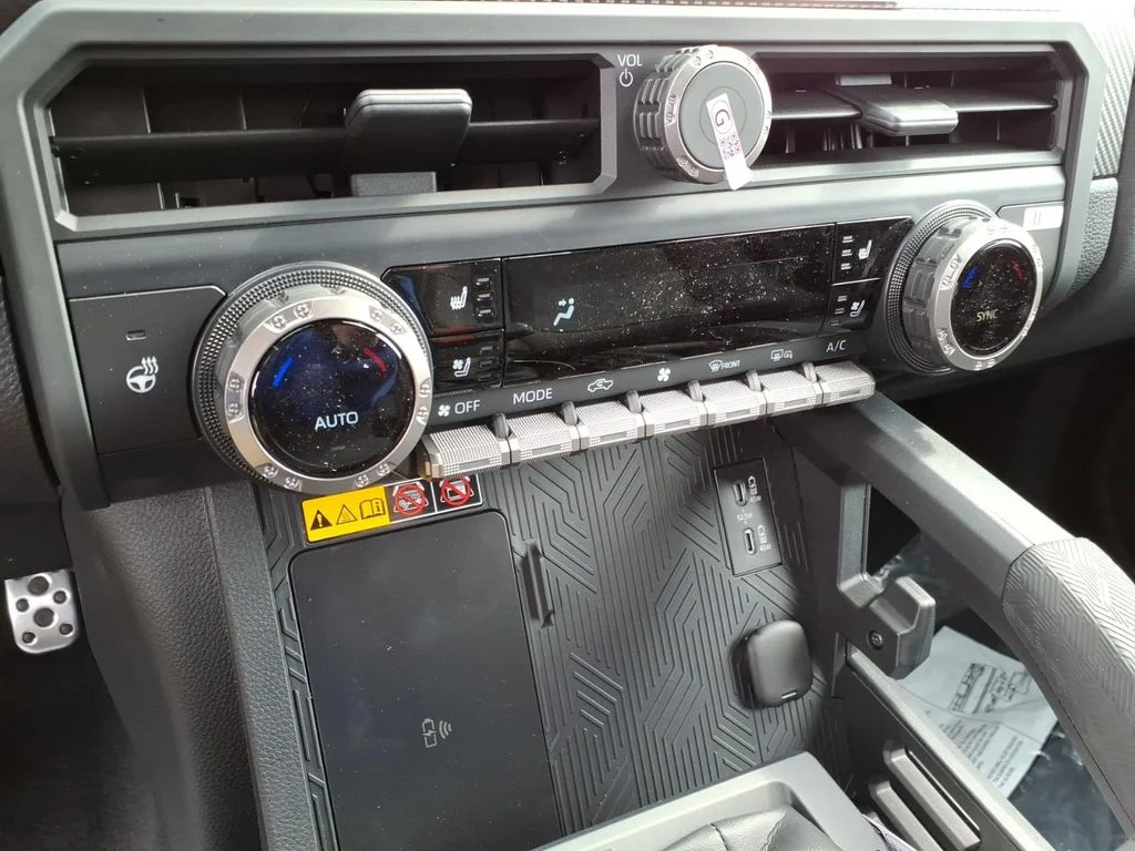 2026 Toyota Tacoma TRD Pro - Photo 18