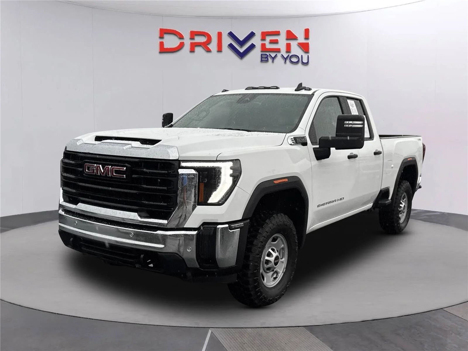 Used 2025 Summit White GMC Pro image 8