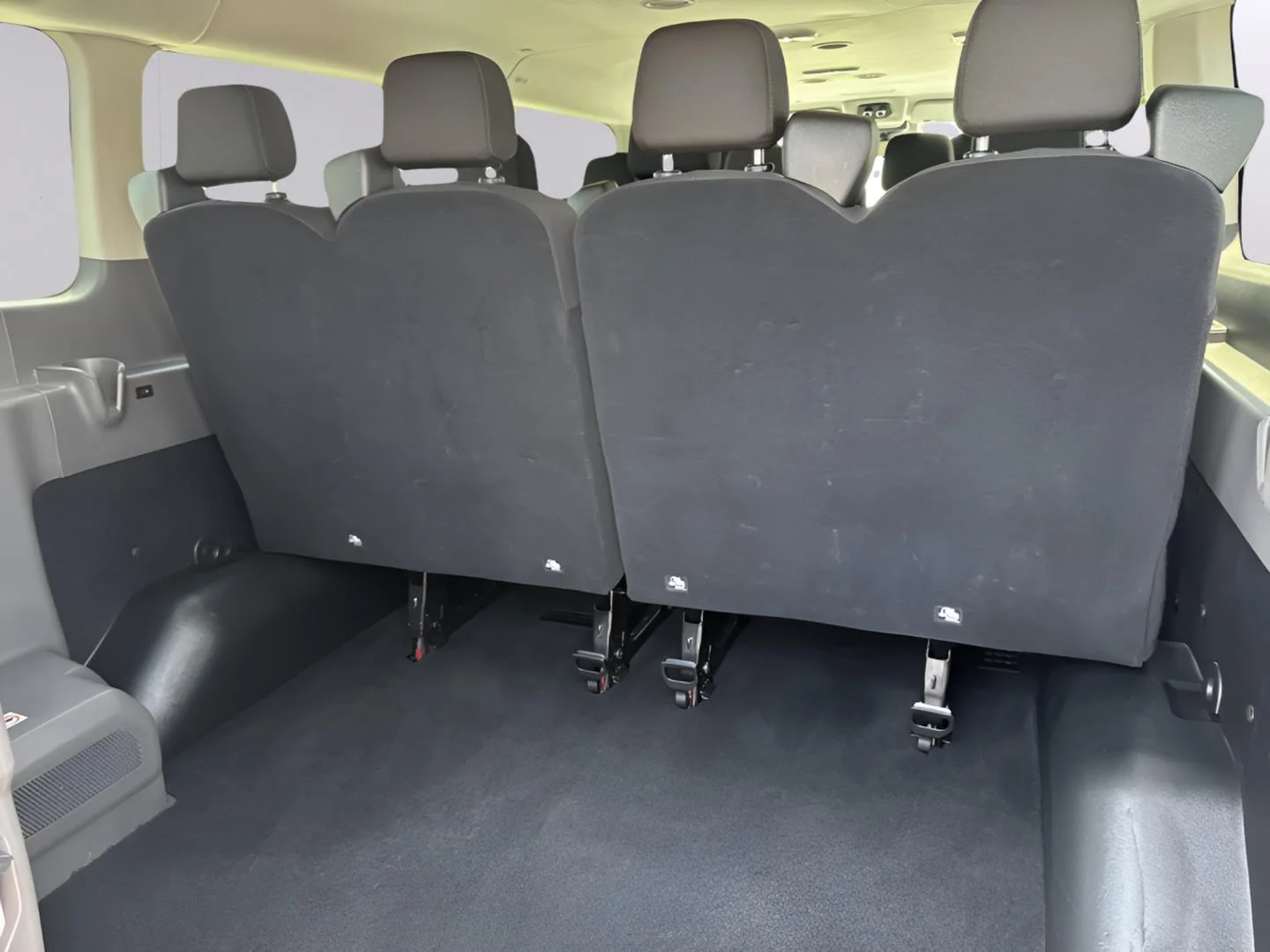 Used 2024 Oxford White Ford 350 XLT image 11