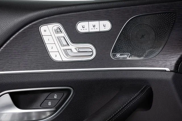 Used 2025 Obsidian Black Metallic Mercedes-Benz GLS 450 image 55