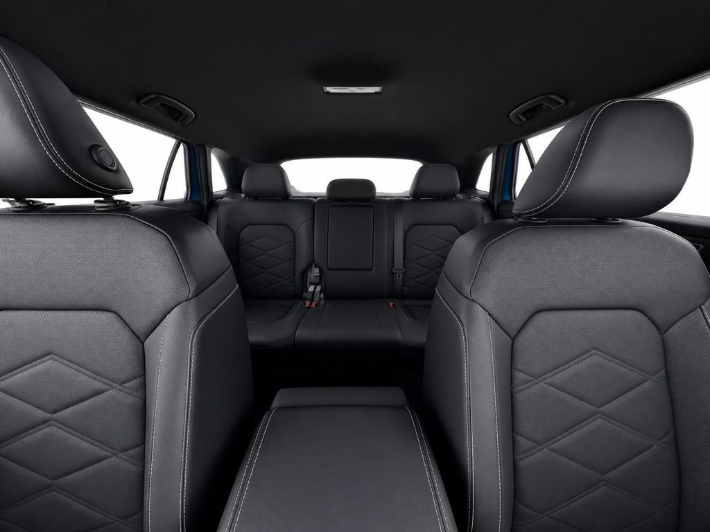 Used 2024 Blue Volkswagen 2.0T SE w/Technology image 21