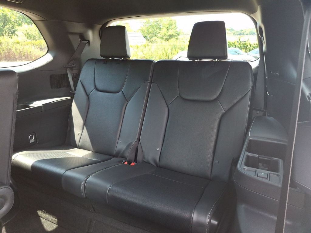 Certified Used 2025 WIND CHILL PEARL Lexus 500h F SPORT Premium image 24