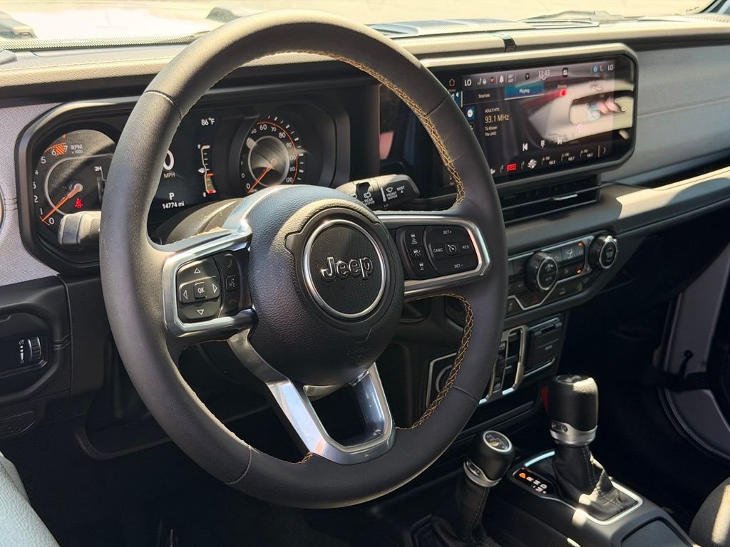 Used 2024 Silver Jeep Sahara image 20