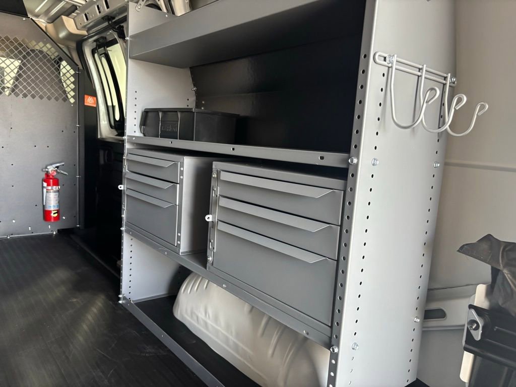 2025 Chevrolet Express Cargo Work Van - Photo 9