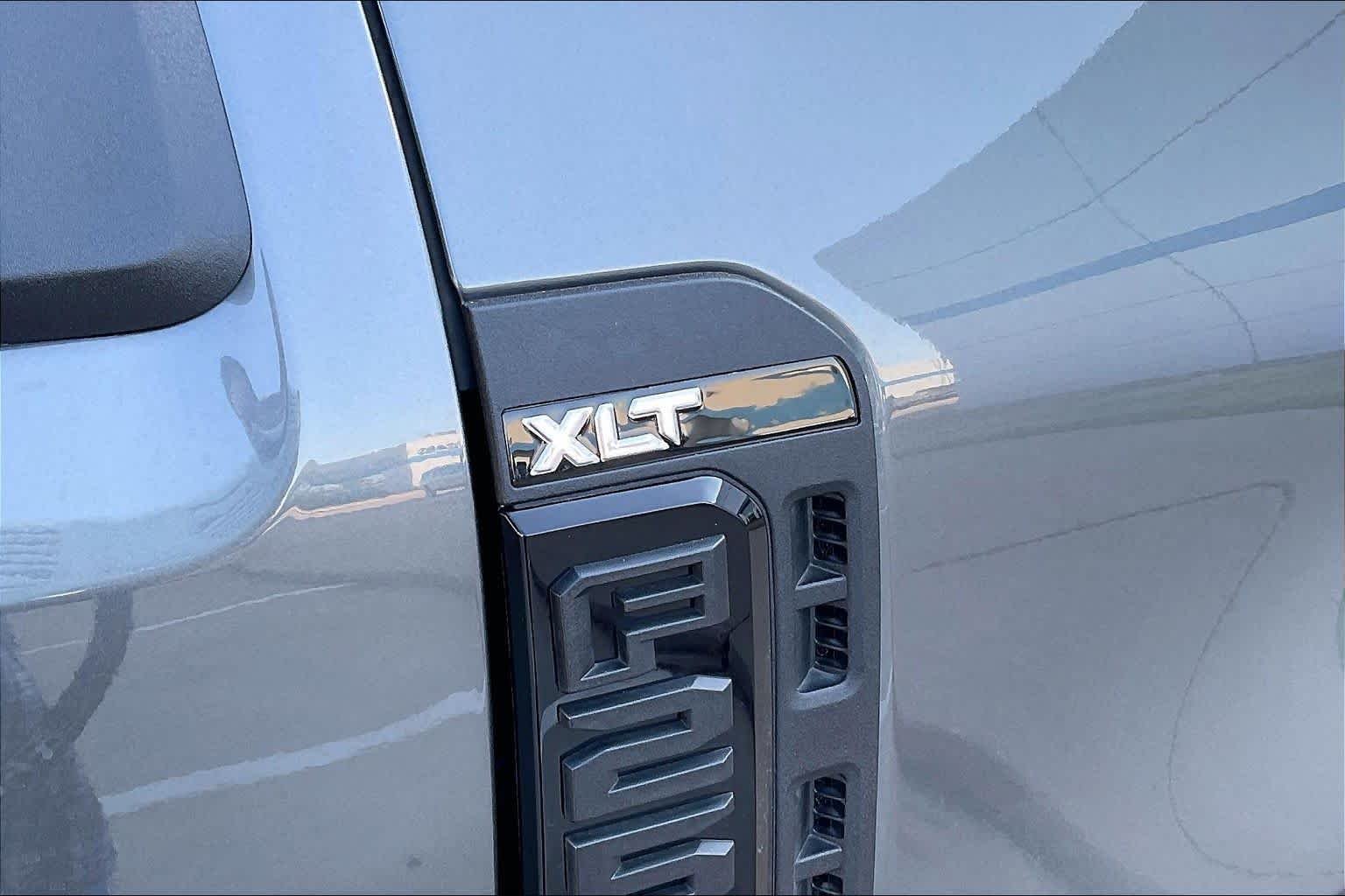 Used 2026 Carbonized Gray Ford XLT image 10