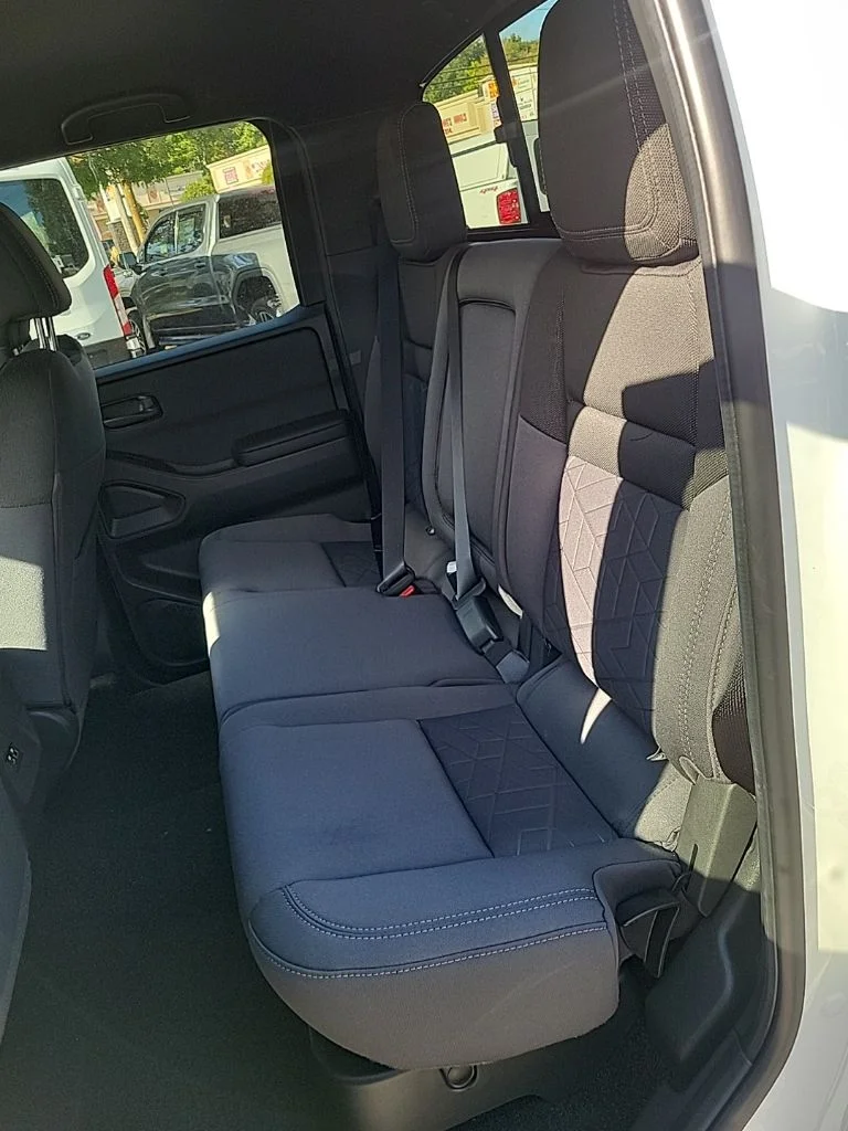 2026 Nissan Frontier SV - Photo 24