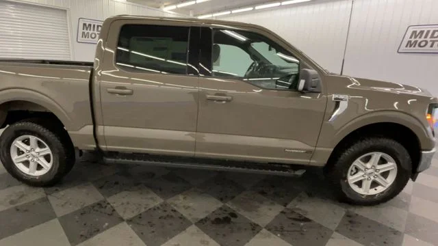 New 2026 Marsh Gray Ford XLT image 9