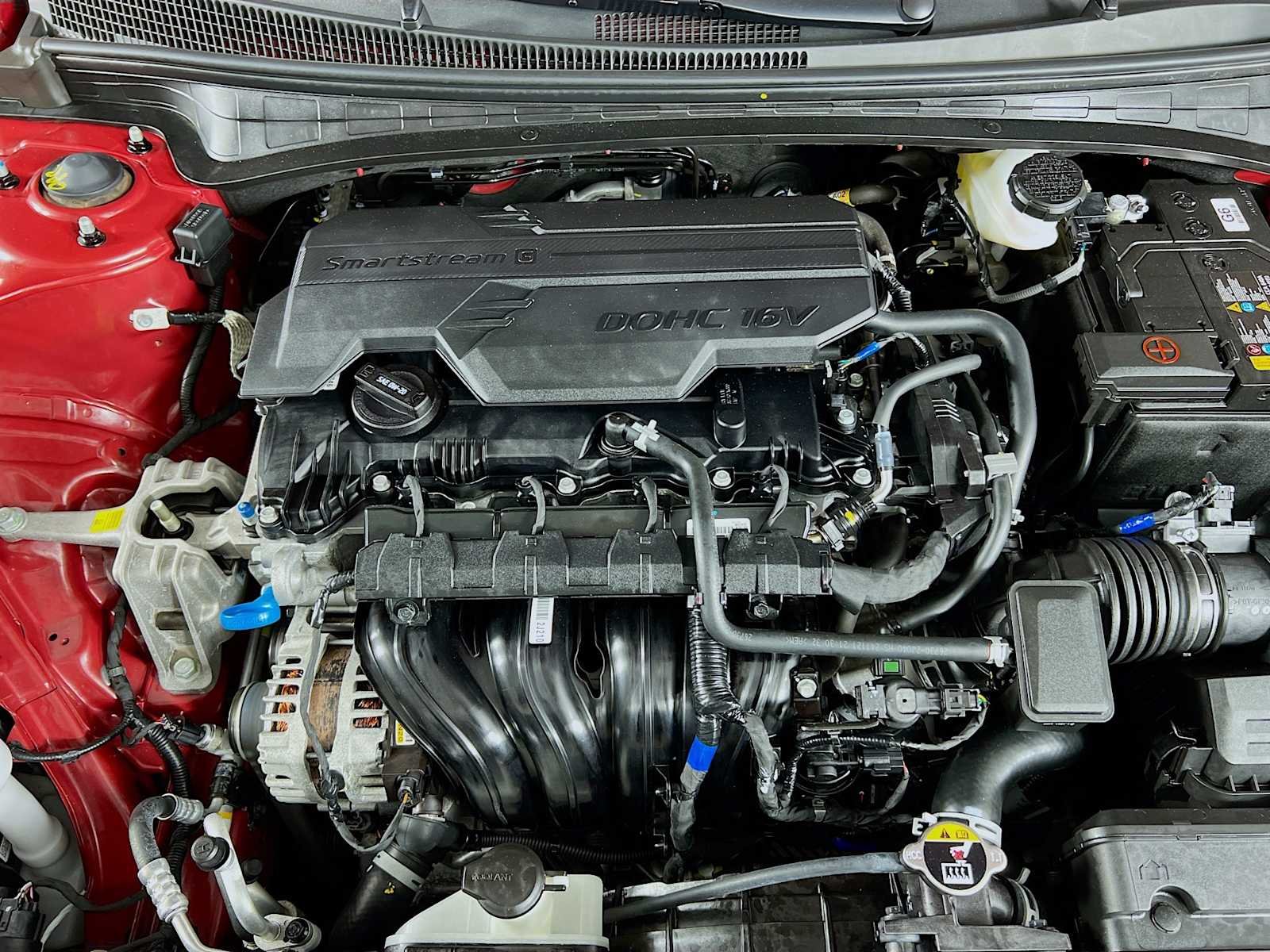 Used 2025 Ultimate Red Hyundai SEL Sport image 29