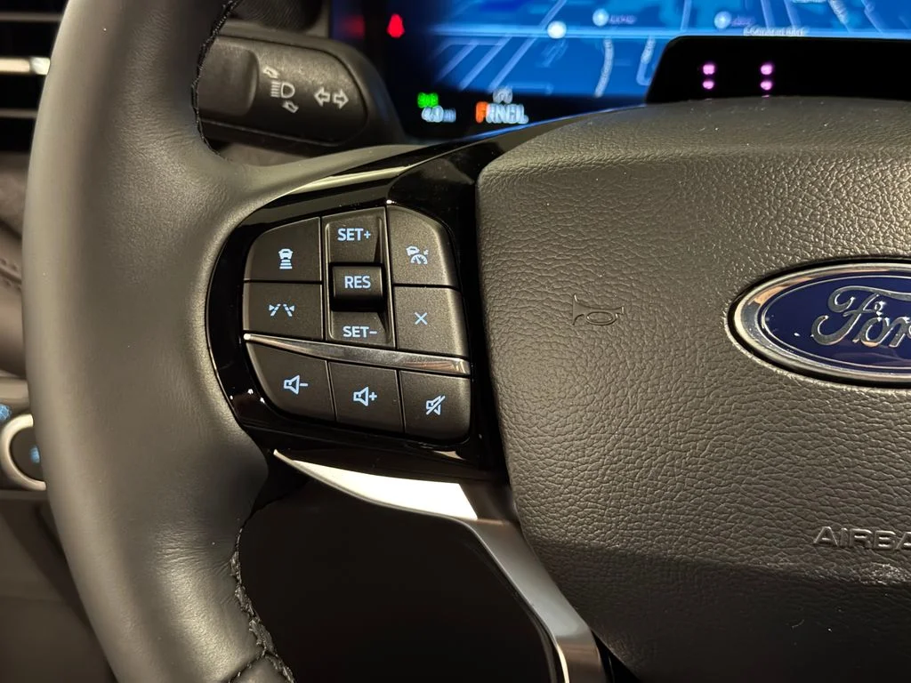 New 2026 Gray Ford Platinum image 39