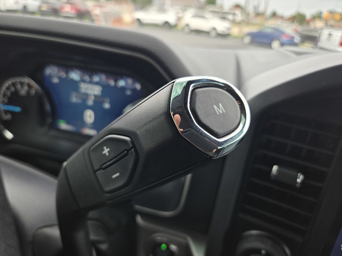 Used 2022 Antimatter Blue Metallic Ford XLT image 19