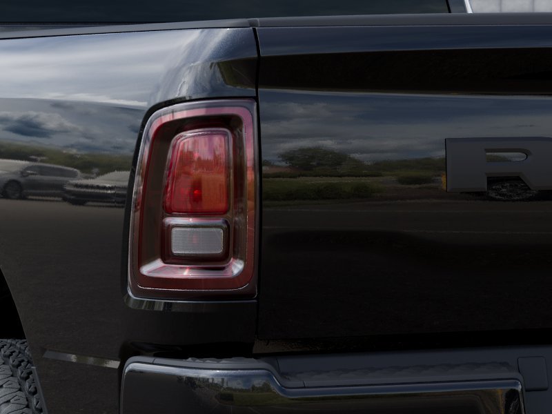 New 2027 Diamond Black Crystal Pearl-Coat Exterior Paint RAM Black Express image 5