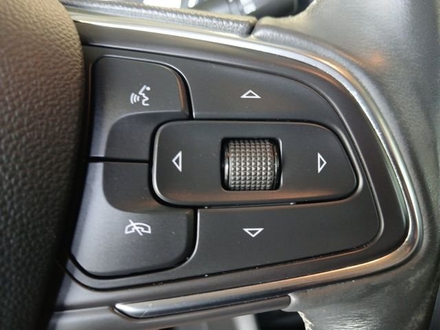 Used 2023 Cinnabar Metallic Buick Essence image 9