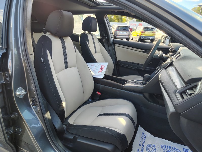 Used 2018  Honda EX image 21