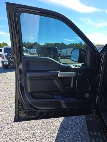 Used 2018 Black Velvet Ford Lariat image 19