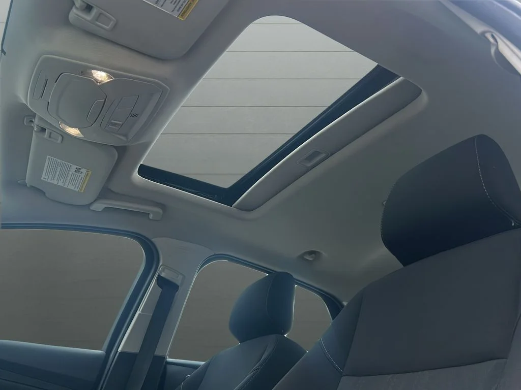 Used 2018 Blue Ford SEL image 20