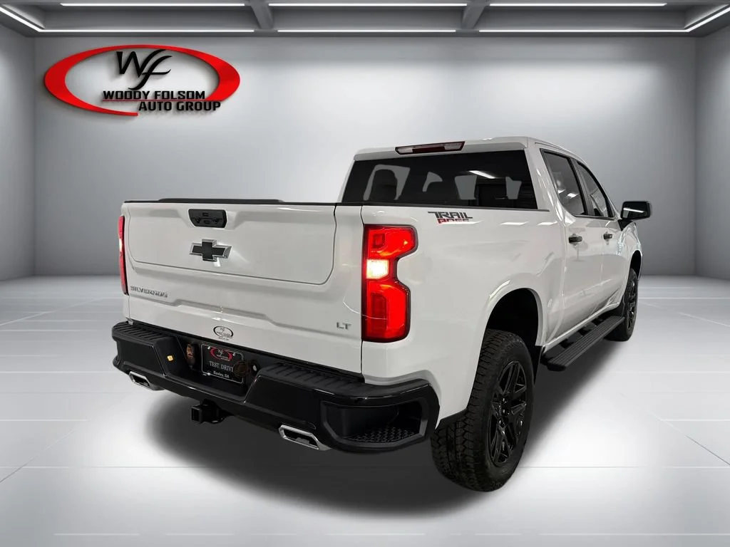 New 2026 Summit White Chevrolet LT Trail Boss image 6