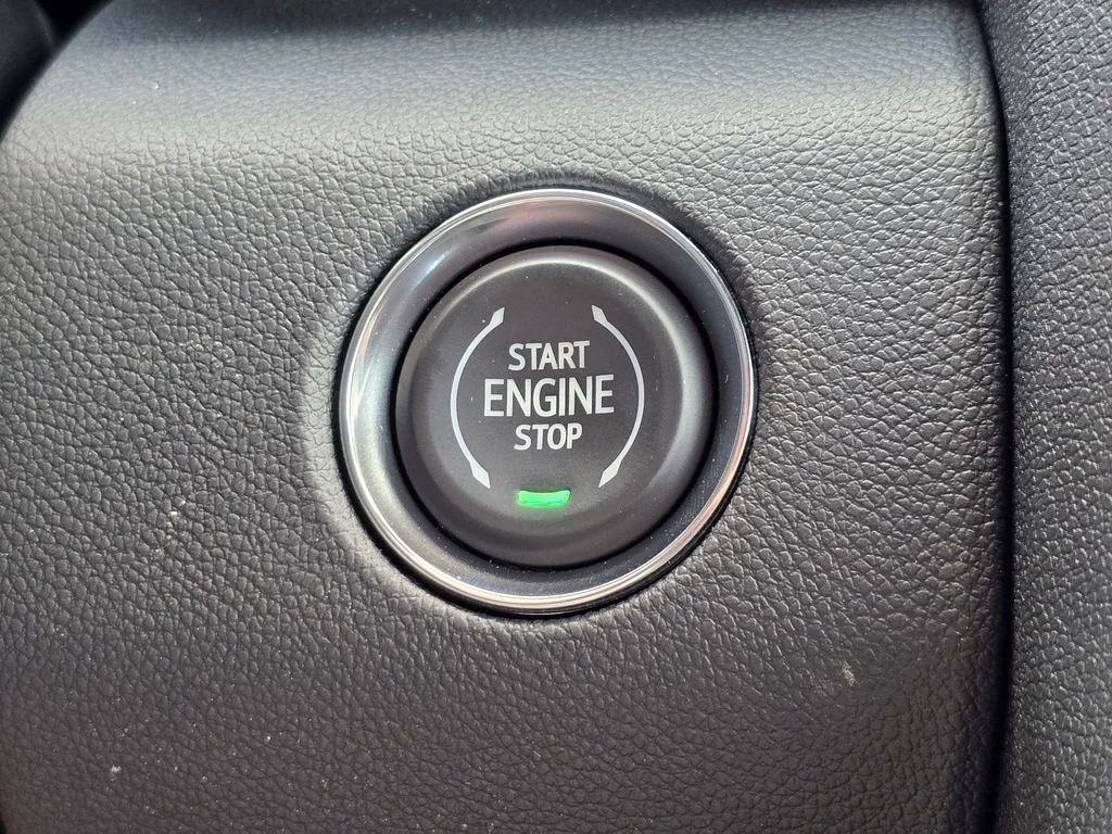 New 2026 Silver GMC Elevation image 32