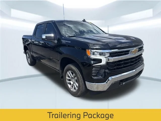 Used 2023 Black Chevrolet LT image 4