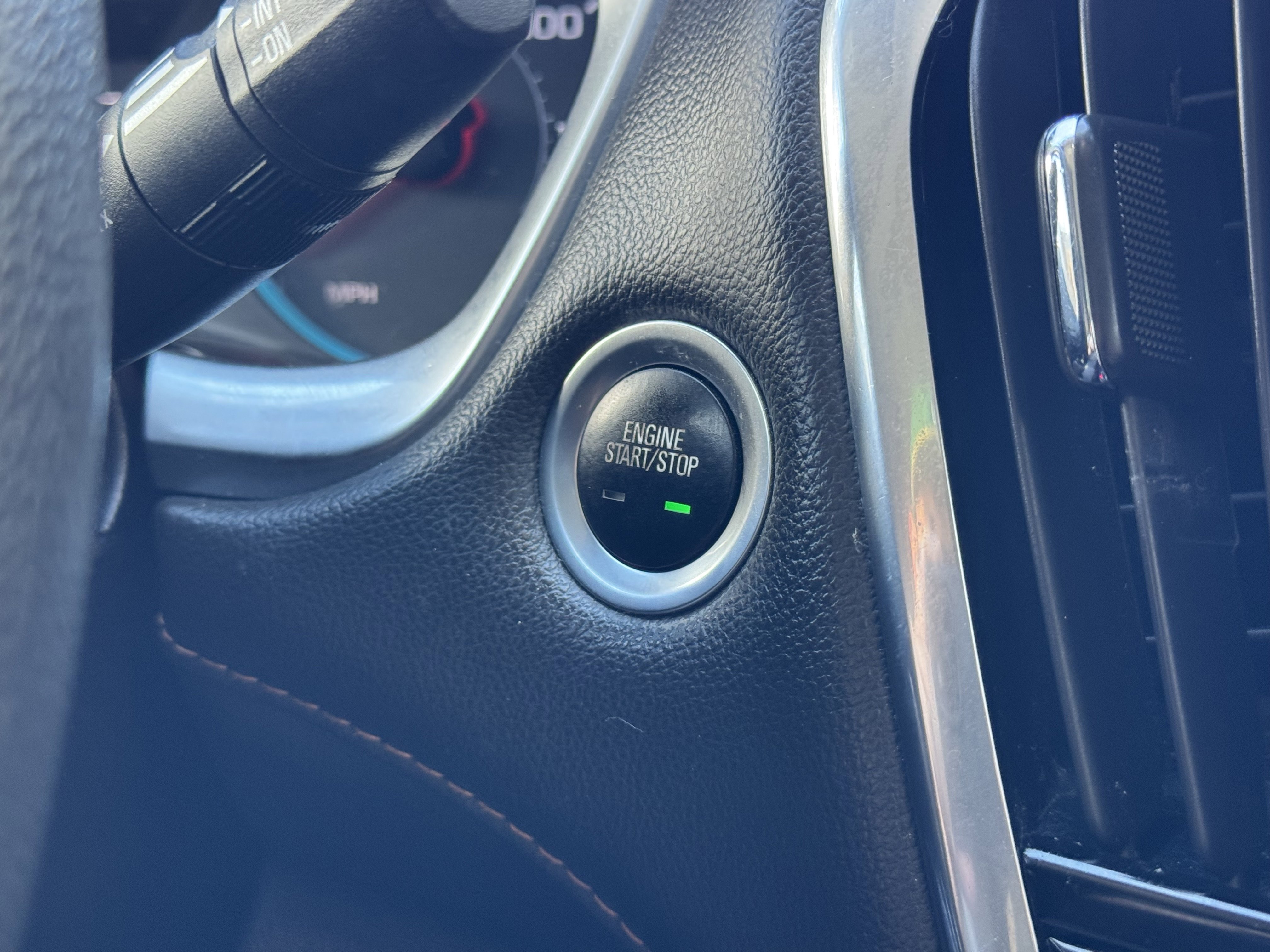 2020 Chevrolet Traverse LS - Photo 31