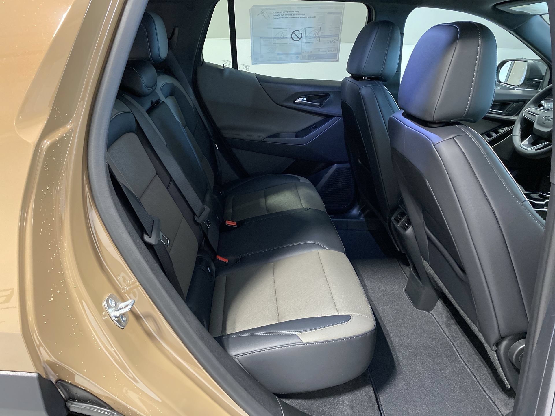 2027 Chevrolet Equinox LT - Photo 25