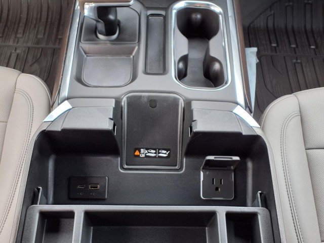 New 2026 Onyx Black GMC SLT image 18
