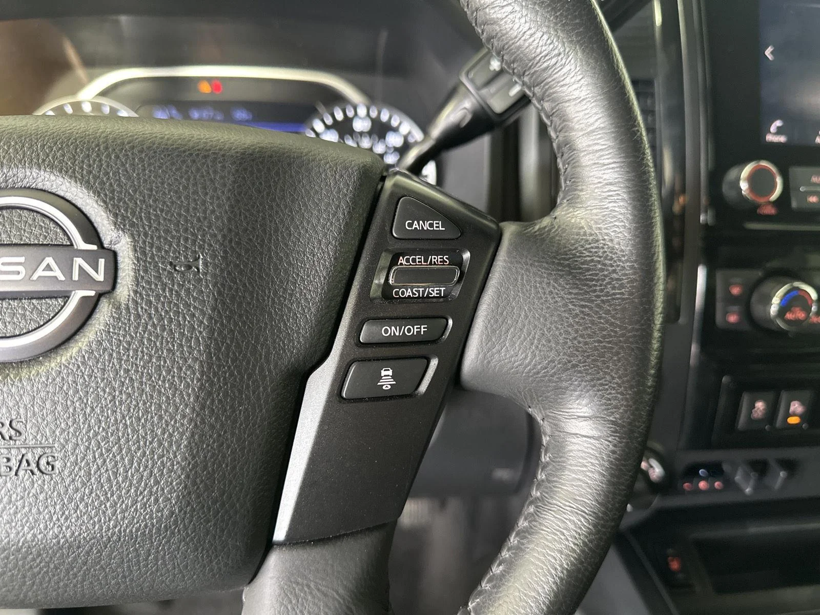 Used 2024 Glacier White Nissan SV image 13