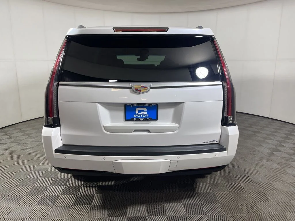 Used 2019 White Cadillac Premium Luxury image 6